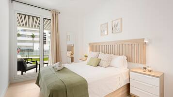 1 habitación, tabla de planchar con plancha, wifi gratis y ropa de cama