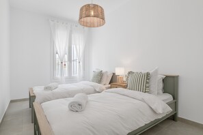 3 bedrooms, iron/ironing board, free WiFi, bed sheets