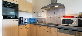 Appartement 'T2 Avec Terrasse Proche Plages' met Uitzicht op het Meer, Privé Terras en WiFi