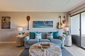 Smart TV - Surf, Sand & Serenity- Kihei Akahi D213 Ocean View (Kihei)