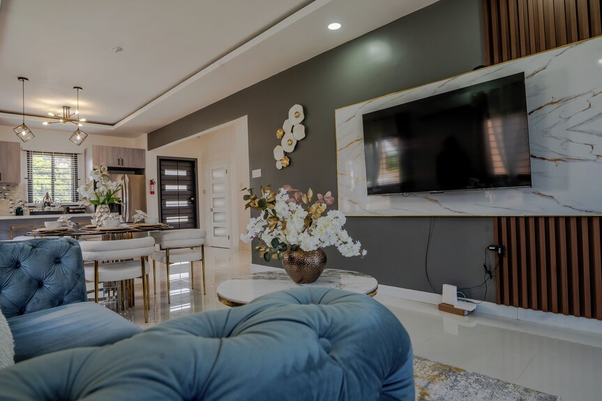 Rooftop Villa Partial Sea View/ Mountain Views - Ocho Rios