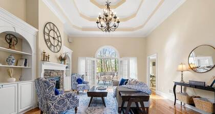 Family Retreat| Backyard, Games, Theater, FIFA2026