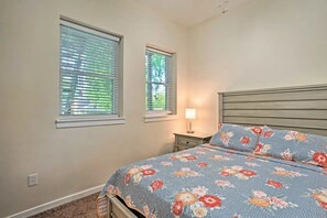 1 chambre, fer et planche à repasser, Wi-Fi gratuit, draps fournis