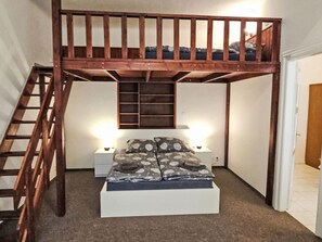 2 bedrooms, free WiFi