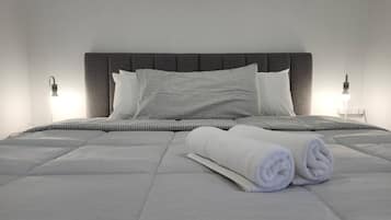 Desk, free WiFi, bed sheets