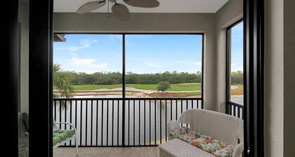 Lakewood National 4th floor condo with lake and golf coarse views - Green View Getaway