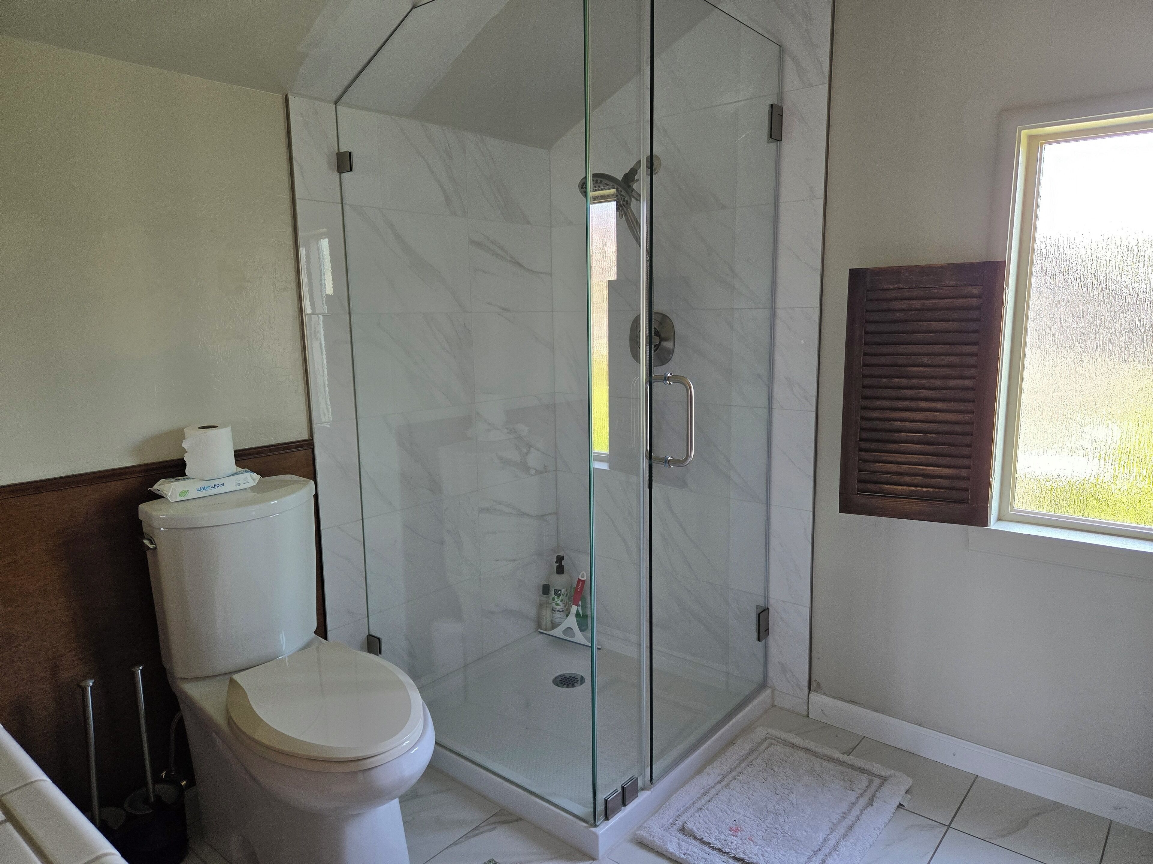 Spacious 3 Bedroom House, Close To Oakland, San Francisco, & San Jose. - San Leandro, CA