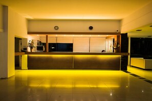 Lobby - Hotel Santander (Villa Carlos Paz)