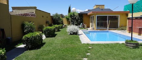 Seasonal outdoor pool