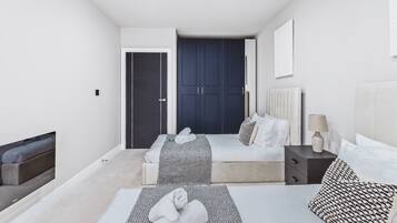 2 makuuhuonetta, silitysrauta/-lauta, ilmainen Wi-Fi, vuodevaatteet