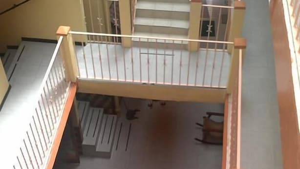 Imej tidak diklasifikasikan, 1 daripada 24, butang