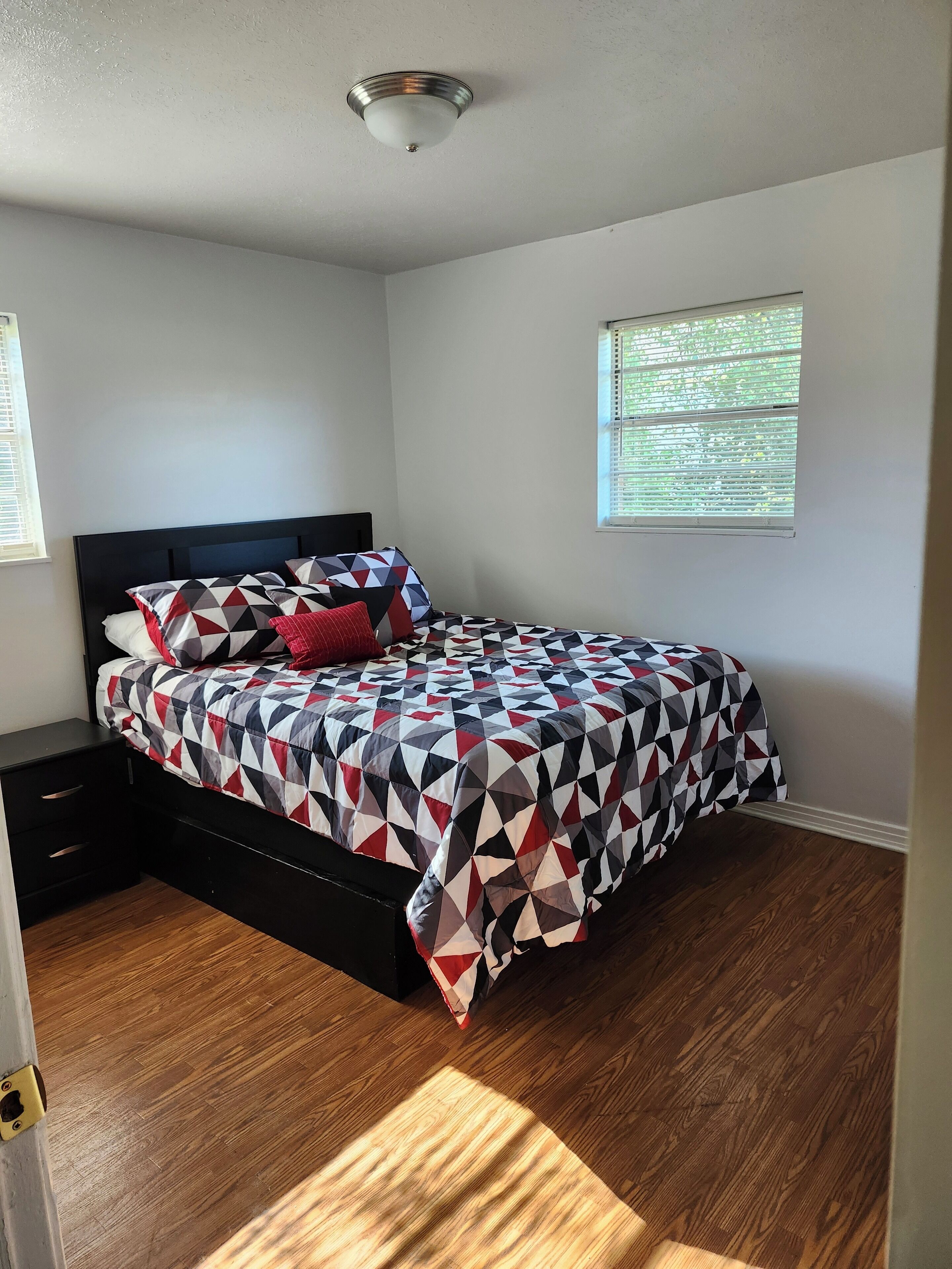 3 Schlafzimmer, Bügeleisen/Bügelbrett, kostenloses WLAN, Bettwäsche