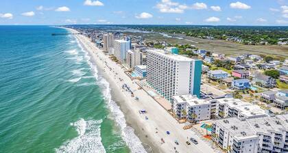 Seagull Heights! 2-BR 2-BA OCEANFRONT Royal Garden Resort Condo In&Outdoor Pools