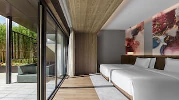 Premium bedding, minibar, soundproofing, free WiFi