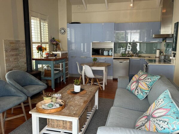 2 bedrooms - Kalk Bay Condo at The Majestic (Cape Town)