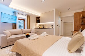 Studio | Blackout curtains, soundproofing, iron/ironing board, free WiFi - Avenza Residences I Kotor Old Town (Kotor)