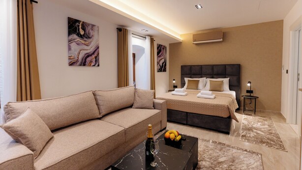 Deluxe Studio - Avenza Residences I Kotor Old Town (Kotor)