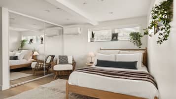 1 quarto, Wi-Fi de cortesia, roupa de cama