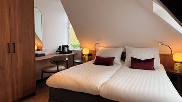 1 Schlafzimmer, Schreibtisch, WLAN