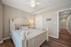 4 chambres, fer et planche à repasser, Wi-Fi, draps fournis