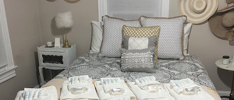 4 bedrooms, free WiFi, bed sheets
