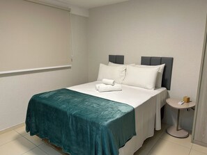 Comfort-Apartment | 1 Schlafzimmer, laptopgeeigneter Arbeitsplatz, Verdunkelungsvorhänge
