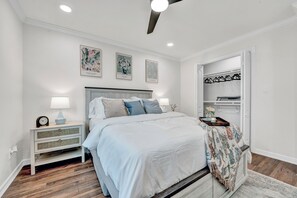 4 bedrooms, desk, iron/ironing board, travel crib