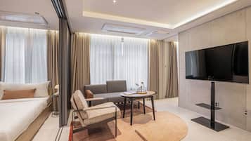 Suite studio familiale | Espace de travail pour ordinateurs portables, accĂšs au Wi-Fi (inclus)