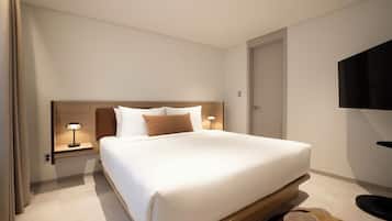 Familien-Studiosuite | Laptopgeeigneter Arbeitsplatz, kostenloses WLAN, Bettwäsche