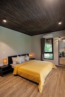 Free minibar items, blackout drapes, free WiFi, bed sheets