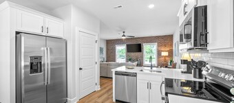 The Spot, by Johnathan (281 Liberty Pkwy)