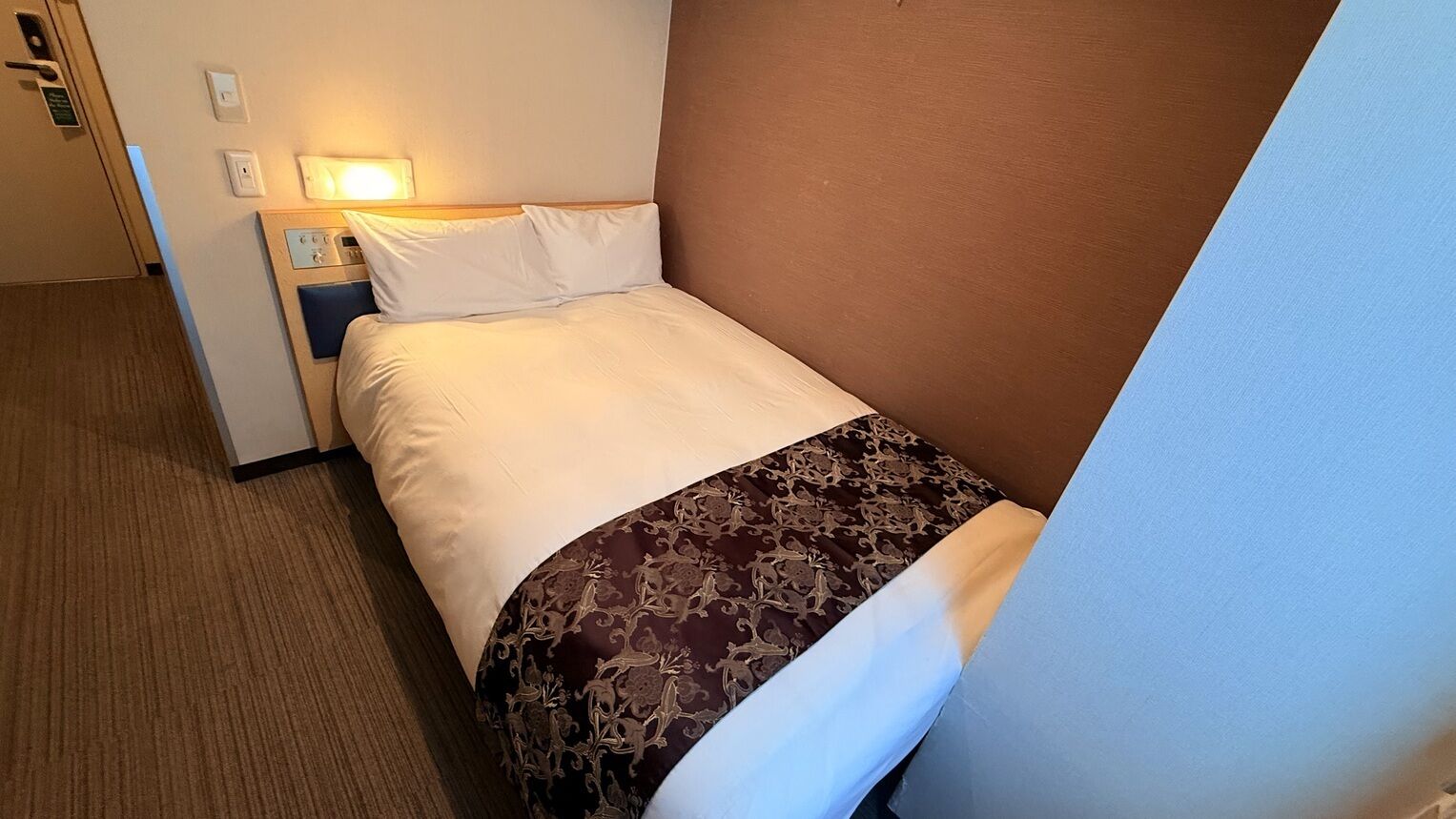 Down comforters, desk, laptop workspace, free WiFi
