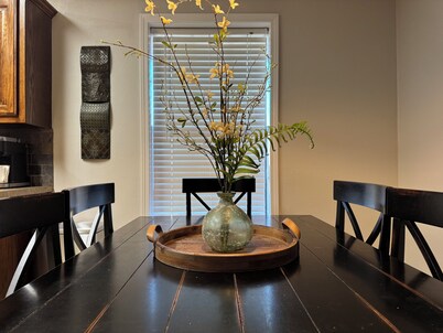 The Foster Branch House- Charming 3-BR house in Van Buren, near I-40 & Ft. Smith