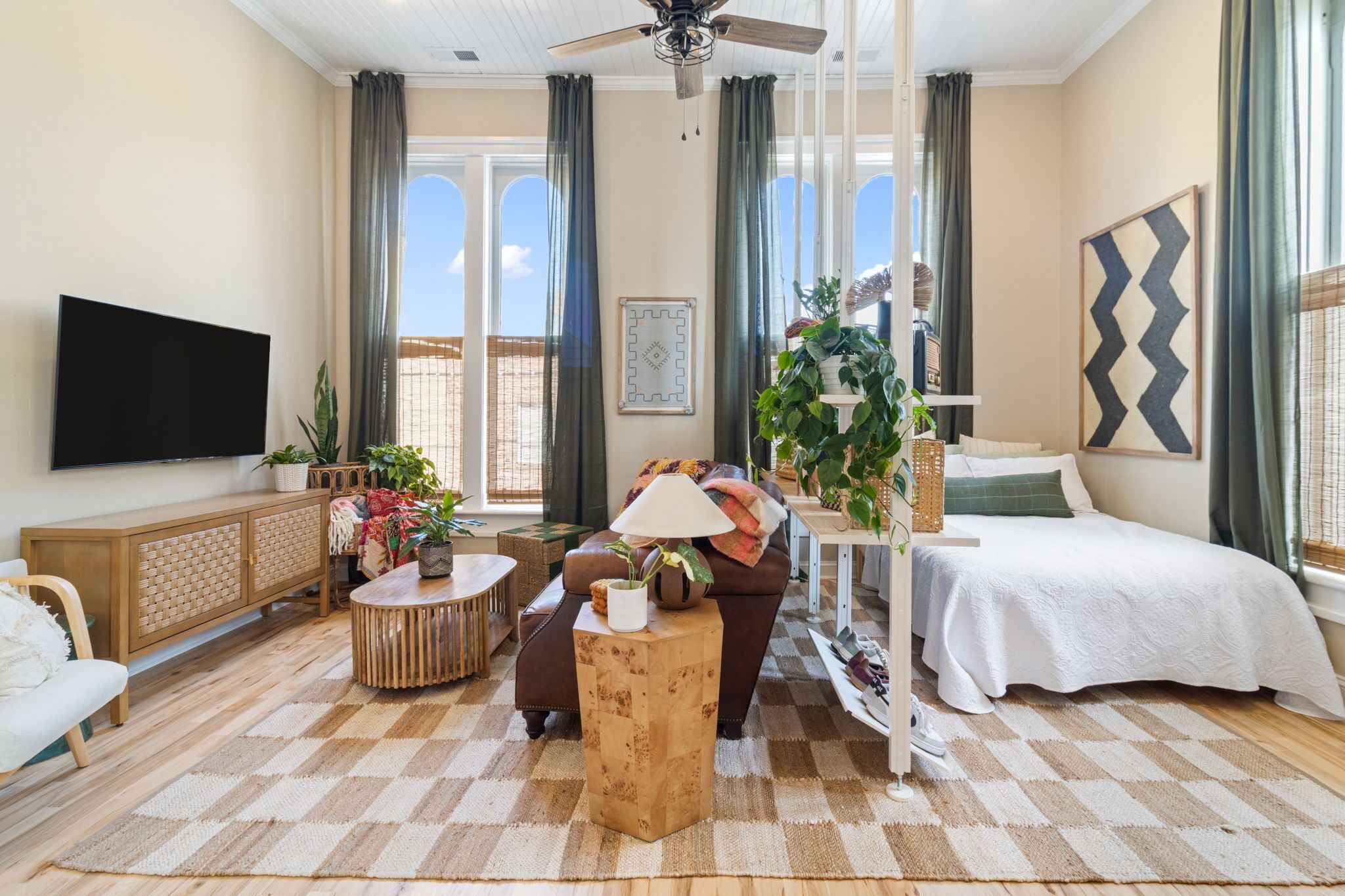 1 多间卧室、WiFi、床单