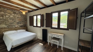 2 bedrooms, iron/ironing board, travel cot, free WiFi - La Melera - Starlight lodging and skiing (Llanos)