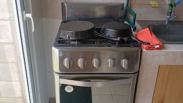 雪櫃、焗爐、爐具、咖啡機/沖茶器