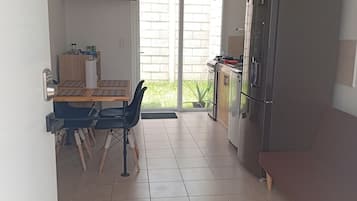 冰箱、烤箱、炉灶、茶具/咖啡用具