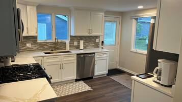 Microwave, oven, stovetop, dishwasher