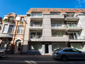 Exterior - Cosy apartment for 4 guests with WIFI, TV and balcony (Bruges)