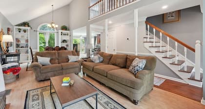 Modern Spacious Luxury Retreat in ATL With Pool