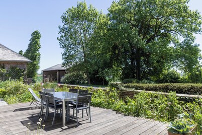 Charming country house 300m² 3 stars - 1400 m² park - games room