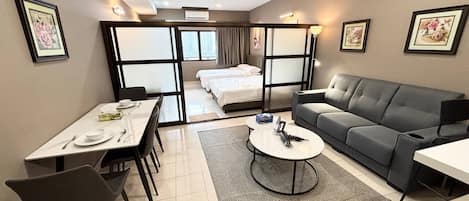 Deluxe Studio | Free WiFi