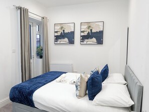 2 habitaciones, wifi y ropa de cama