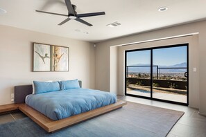 6 bedrooms, desk, iron/ironing board, free WiFi - Addendum Estate - 2 Pools, Panoramic Views & Luxe Privacy for Groups (Desert Hot Springs)