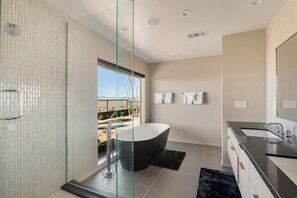 Shower, hair dryer, towels - Addendum Estate - 2 Pools, Panoramic Views & Luxe Privacy for Groups (Desert Hot Springs)