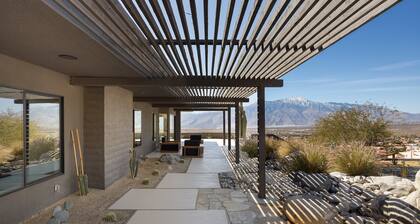 Addendum Estate - 2 Pools, Panoramic Views & Luxe Privacy for Groups