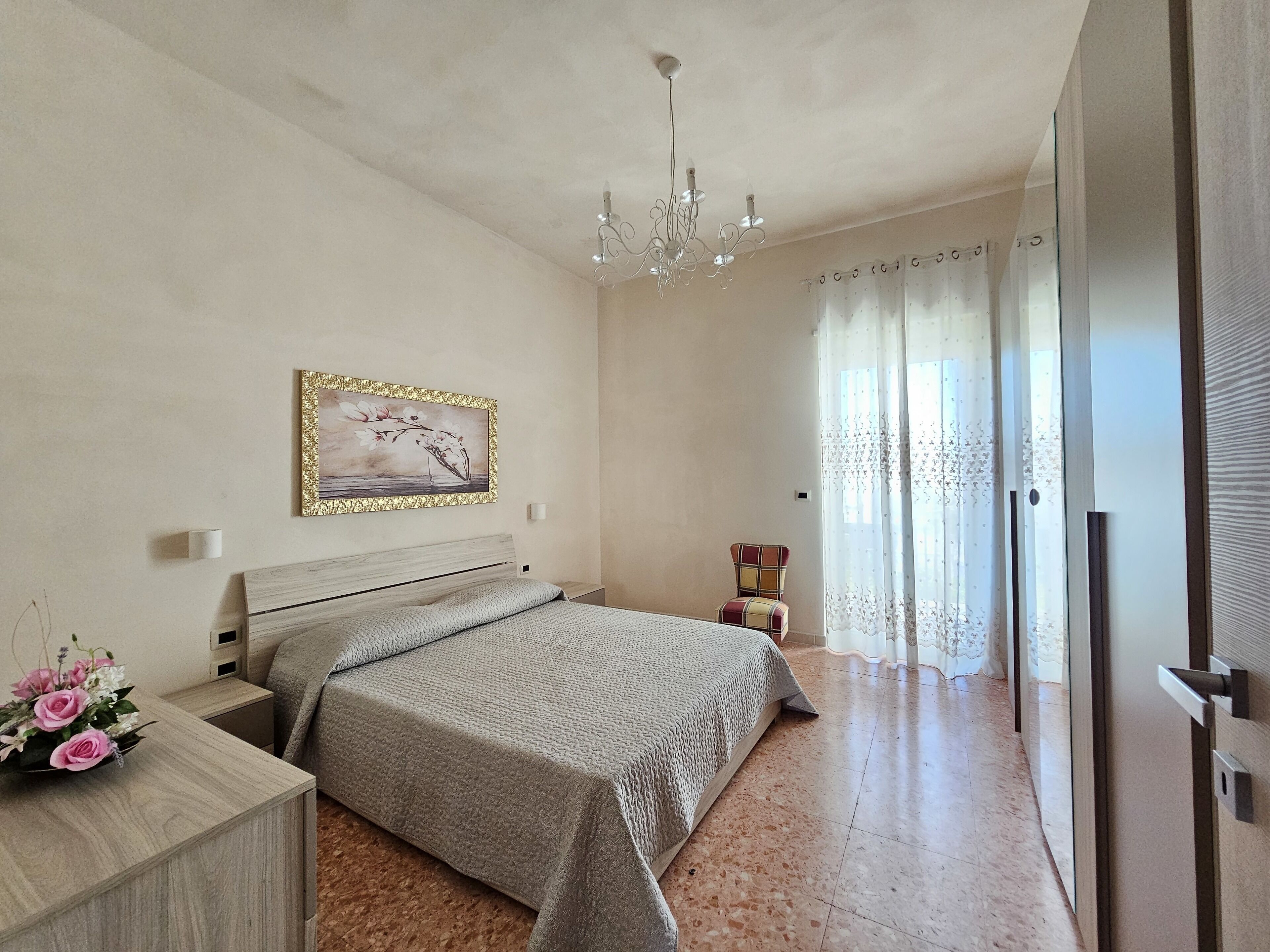 2 bedrooms, desk, free WiFi, bed sheets