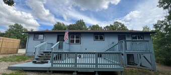 Bluebird Liberty Cottage