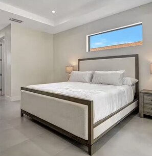 3 bedrooms, WiFi, bed sheets