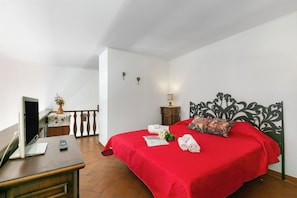 1 chambre, Wi-Fi gratuit, draps fournis